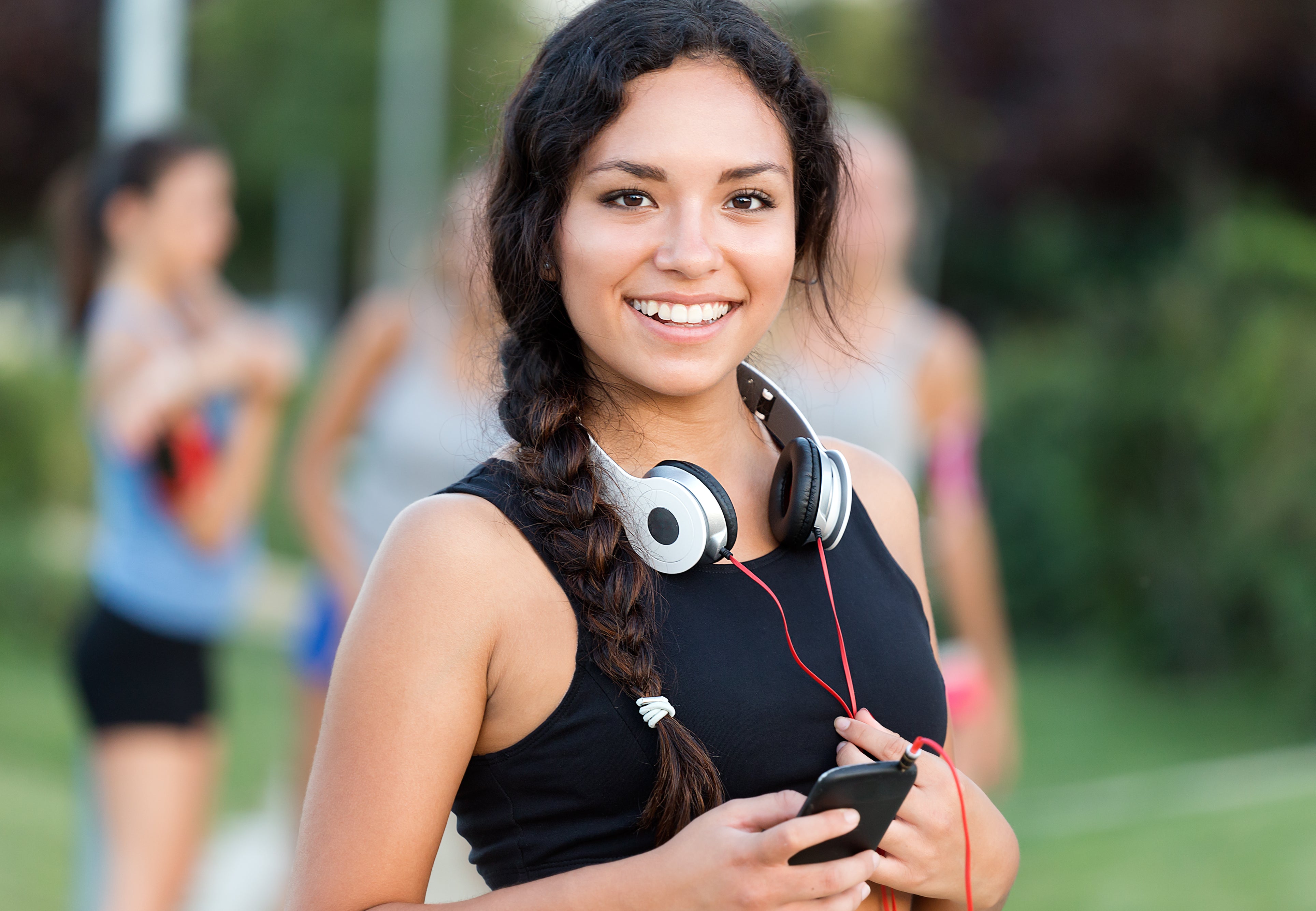 files/running-girls-having-fun-park.jpg